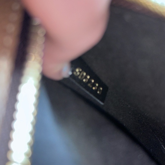 LV Pochette Métis in Reverse monogram - Picture 5 of 14